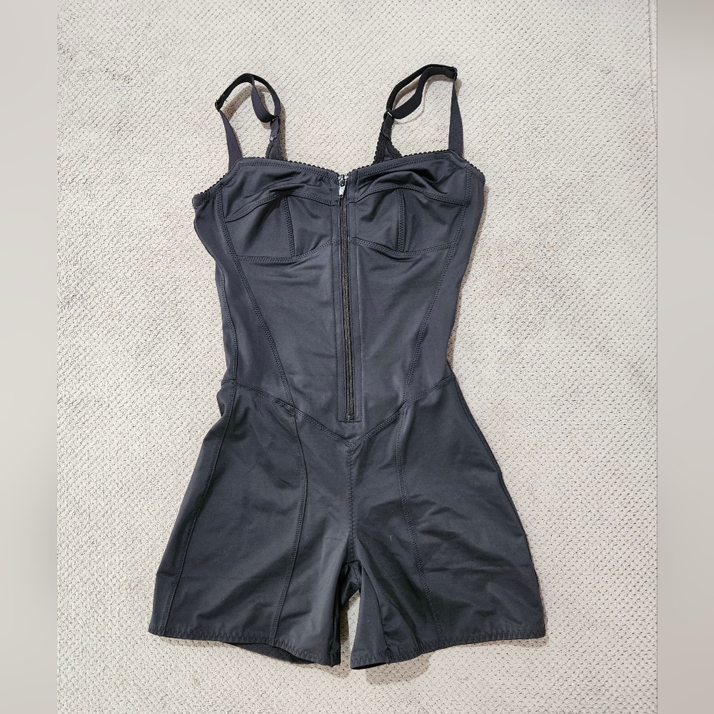 **NWT** SKIMS GLAM ONESIE Romper in Onyx NEW - Picture 8 of 11